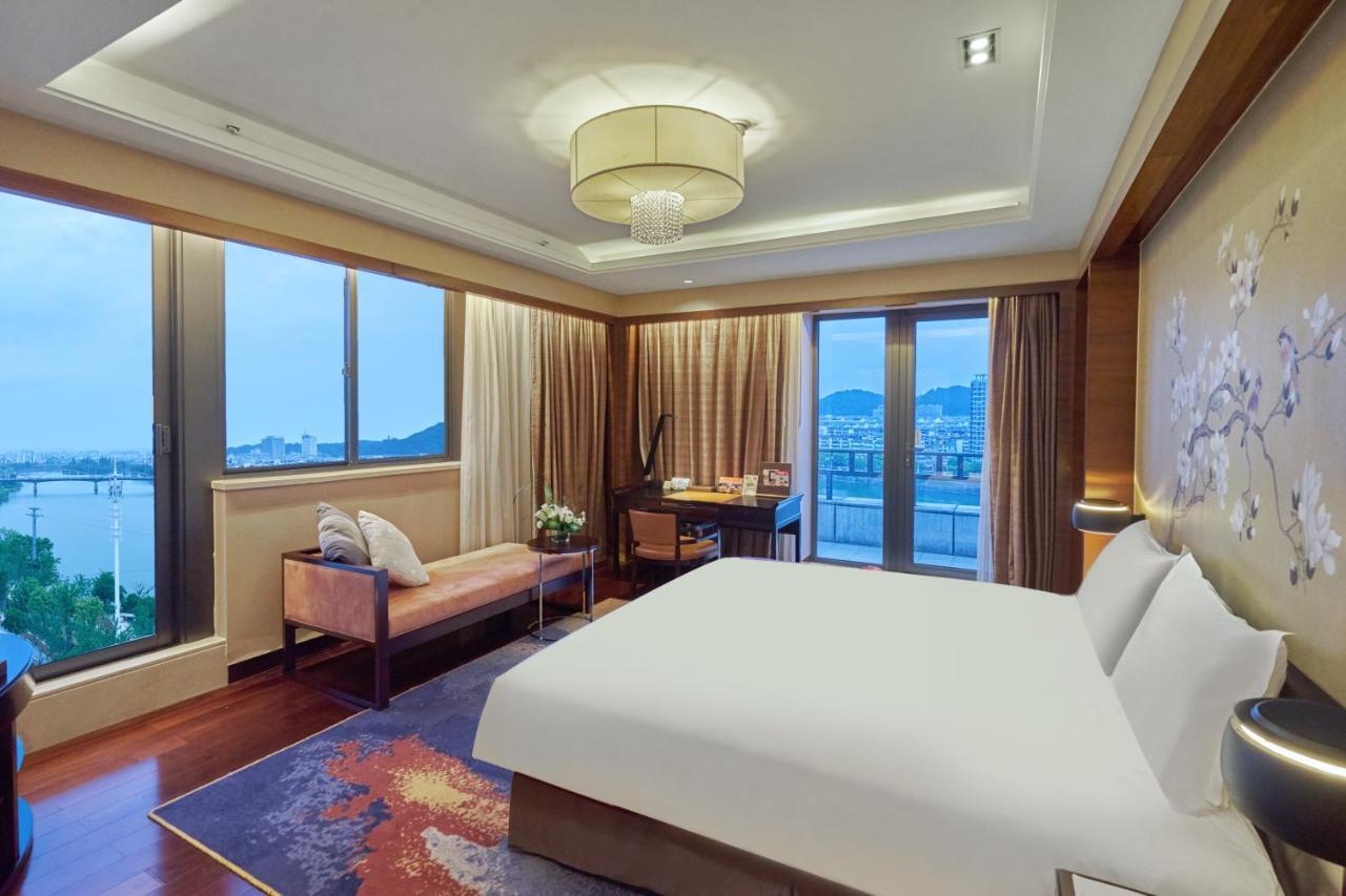 Crowne Plaza Huangshan Yucheng By Ihg Bagian luar foto