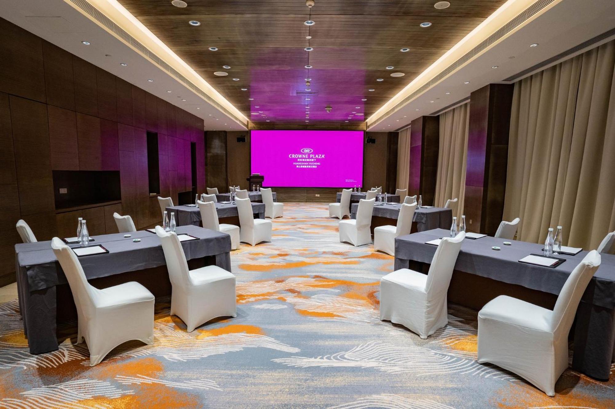 Crowne Plaza Huangshan Yucheng By Ihg Bagian luar foto
